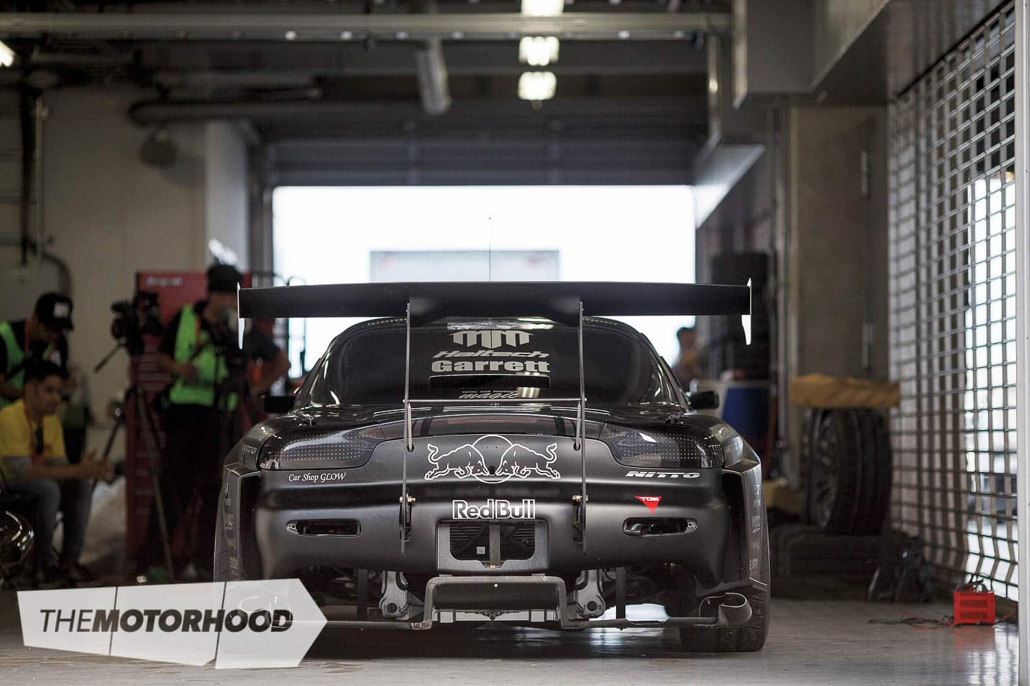 As Mike explains it, drifting in Japan is judged differently, as they take into account the way the car ‘dances’ (squats and rolls). This vehicle has a serious amount of grip thanks to the Kawato-spec DG5 coilovers&nbsp;